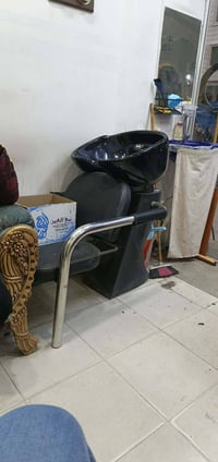 للبيع كرسي مغسلة نظيف كلش .. نجف 07812957071 ب100 وبية مجال