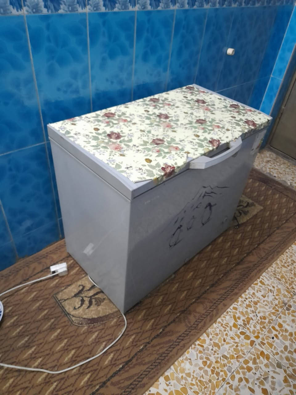 مجمده نظيفه للبيع شرط الفحص السعر ٢٠٠ وبيهه مجال الاستفسار
***********
مكاني الكريعات
