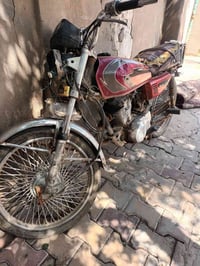 كلك تايكر • العزيزيه • للبيع