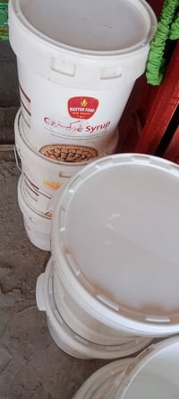 متوفر سطل 30كيلو 4000 متوفر 20كليو 3000 07727352749 ابو القبق وشرط نظي...