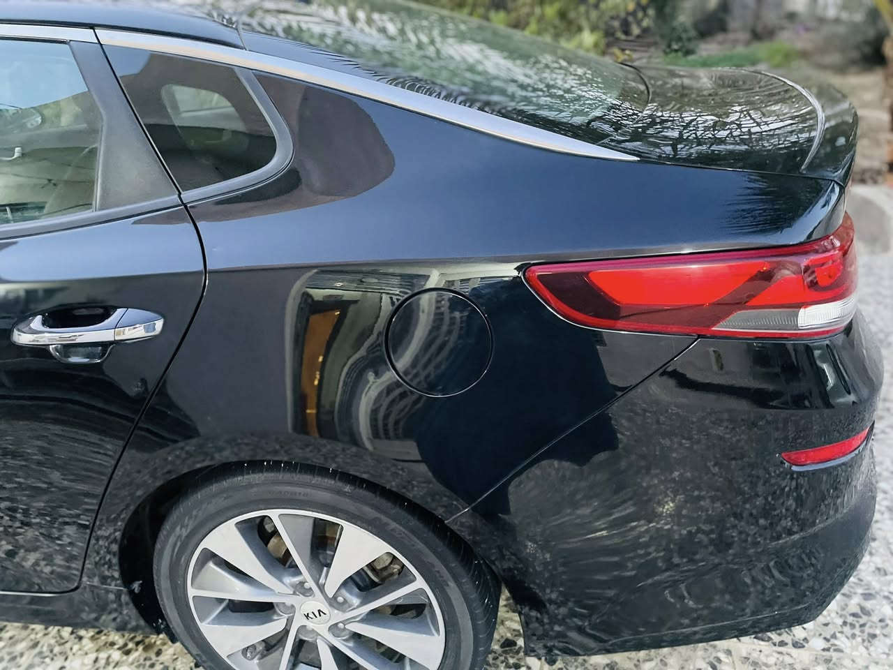 سلام وعليكم اًوبتما ١٩ فول مواصفات S
رقم سليمانيه تحويل  اوكاله عامه 
قطعتين صبغ بدون دواخل
گير مكينه حداديه كفاله 
موصفات 
بصمه تشغيل 
بصمه ابواب
يدات ترحيب
قياده ذاتيه 
تحديد مسار 
توقف ذاتي 
شاشه جبيره 
كامره دواره 
لايت امامي لد 
الخلفي لد 
حساسات اماميه وخلفيه
كشن كهرباء 
كشنات جلد 
سياره جاهزه على اخر حبايه 

غير متواجد عل فيس
***********
السعر 130  وبيه مجال بسيط 
مكان كربلاء
