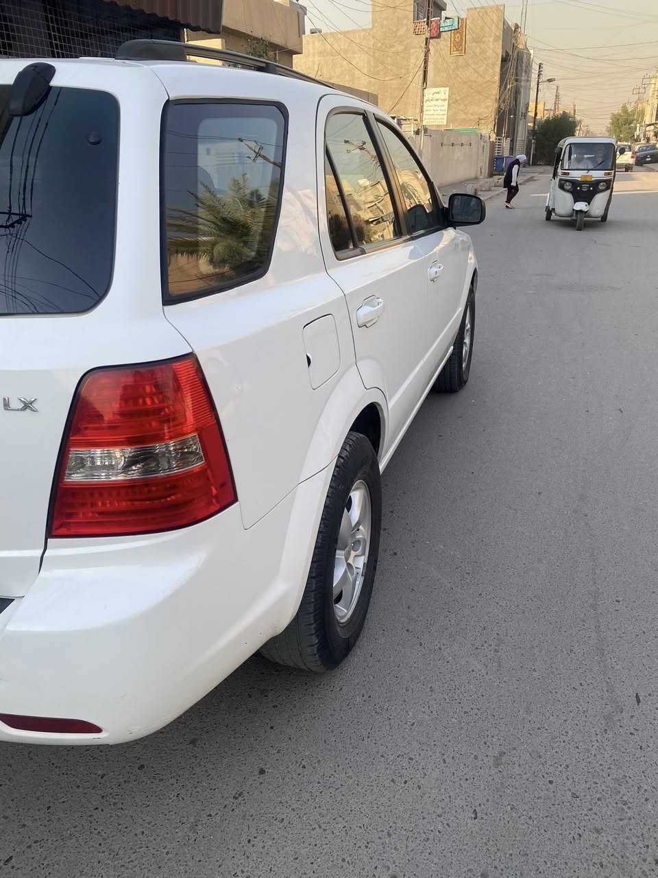 سورينتو 2008 مكفولة كفالة عامة عدا ما موضح بالسونار رقم جديد هزه جديده السياره جاهزة من كلشي حدادية صدر محرك حتى التايرات جديده للاستفسار الاتصال *********** السعر 140
