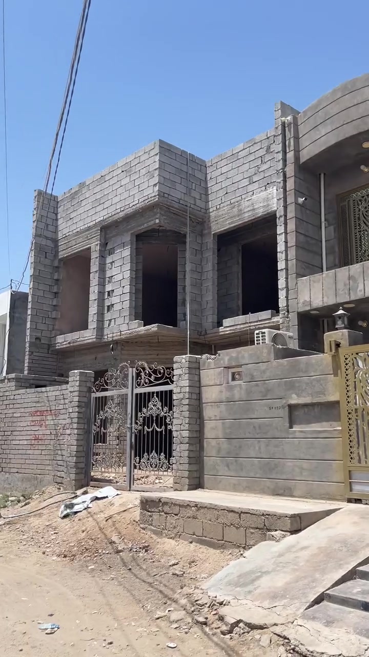 🏡 للبيع للبيع للبيع 🏡هيكل فول مواصفات
دوانم البهراط ثاني فرع ب البدايه قريب كلش 

📐 المساحة: 125 متر طابقين 

يتكون من: ✅ 3 غرف نوم ✅ ديوانيه كبيرا ✅صالة ✅ مطبخ ✅ حمامات خارجية وداخلية

📞 للاستفسار: ***********.  او خاص 

سعره مناسب جدا جدا
