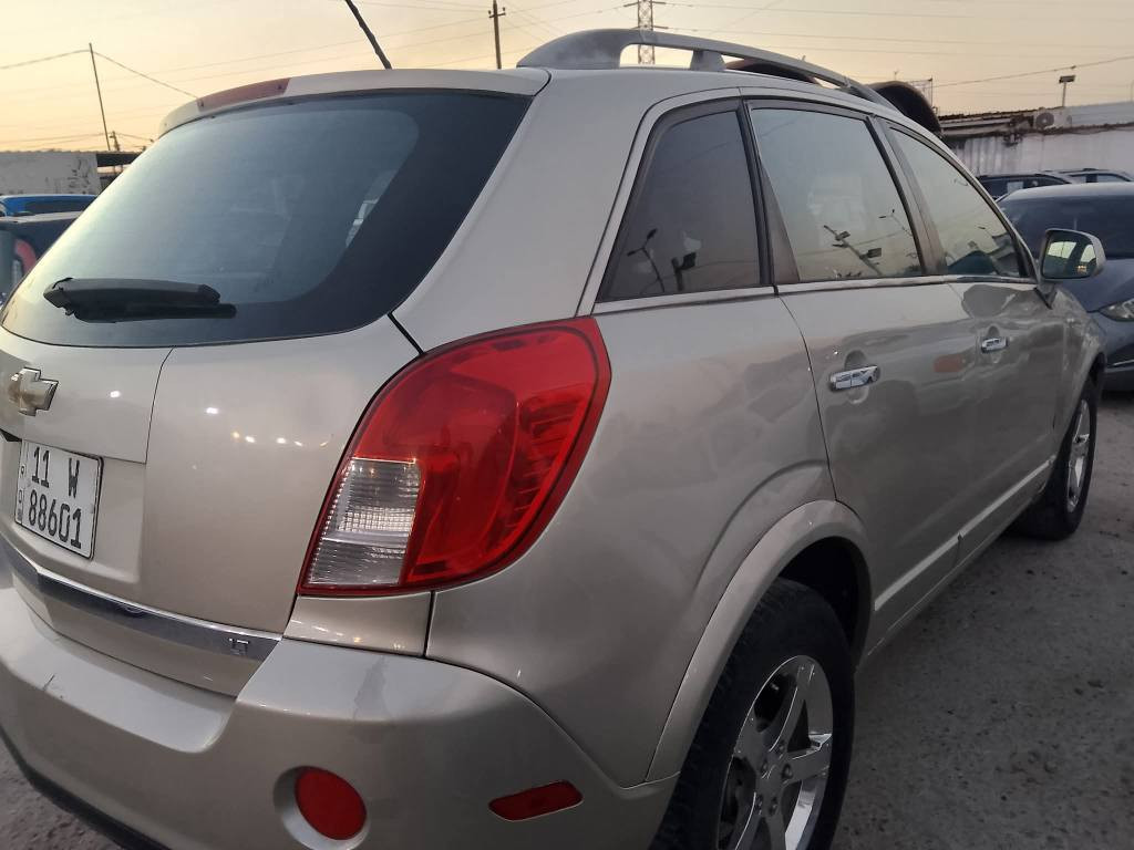 السلام عليكم
من رخصة الاداره المحترمه 

شوفرليت كابتيفيا موديل 2014

ضربة جاملغ الأمامي جهة السائق وربع البنيد

وبيها طخه داير الجاملغ  الخلفي جهة عكس السائق

ابيع مصبوغه حزام تخم تاير مكينه 2400 بحاله جيده كير جديد تبريد تدفئه رقم بغداد باسمي انكليزي السعر 88 وبيهه مجال بسيط بيع أو مراوس 

للاتصال ***********

مكاني بغداد الحريه بغداد, العراق
