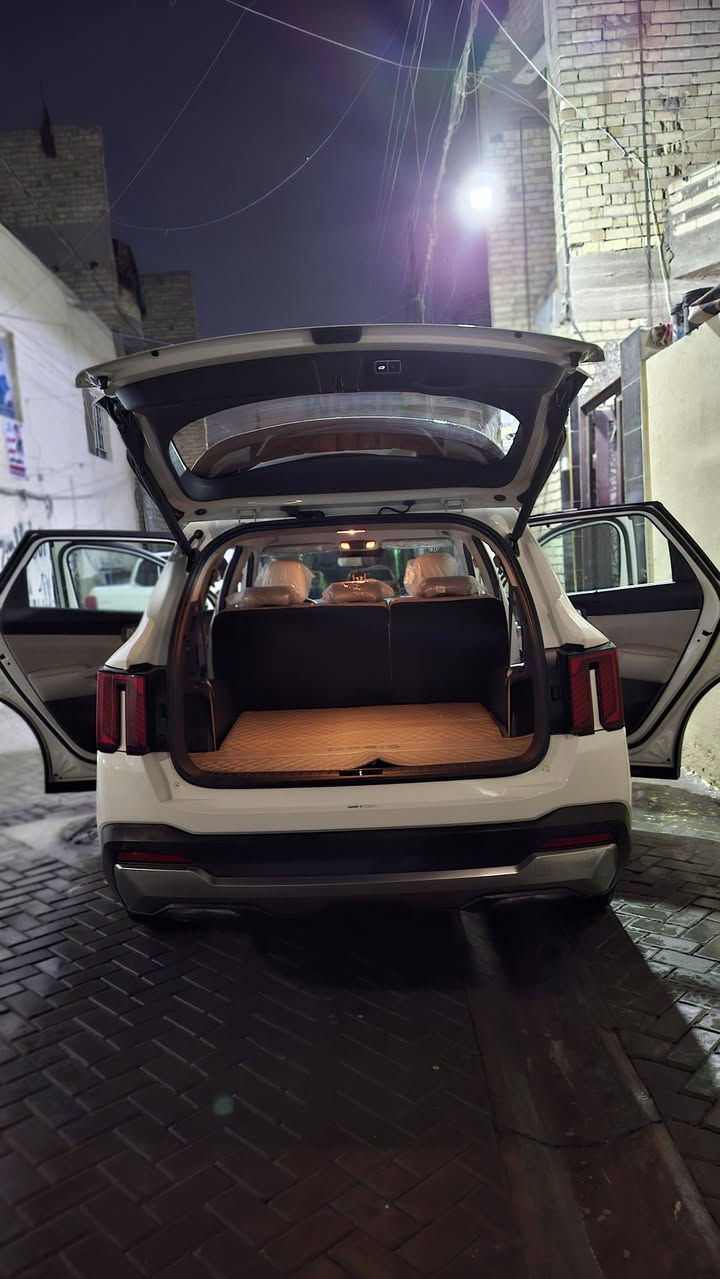 سلام عليكم
سورنتو  موديل 2024خليحي بسمي تحويل ثاني يوم
سياره ماشيه 31 فول مواصفات عد البنارامه وكامرات 
سياره بيهه الچاملغ الخلفي رصعه كلش  بسيطه سونار موجود
 الباقي السياره كفاله عامه من كلشي.                                السعر 310 رقم ***********
