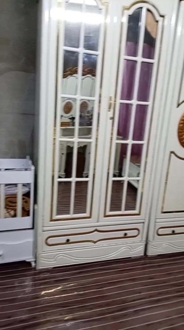 السلام عليكم غرفه صاج عراقي سبب البيع ضخمه اخو الجديد مستخدمه شي قليل بسعر جدا مناسب الشراي يراسلني خاص


**إذا كنت صاحب هذا الإعلان وتريد حذفه لأي سبب، رجاءا أرسل رسالة إلى الدعم الفني**