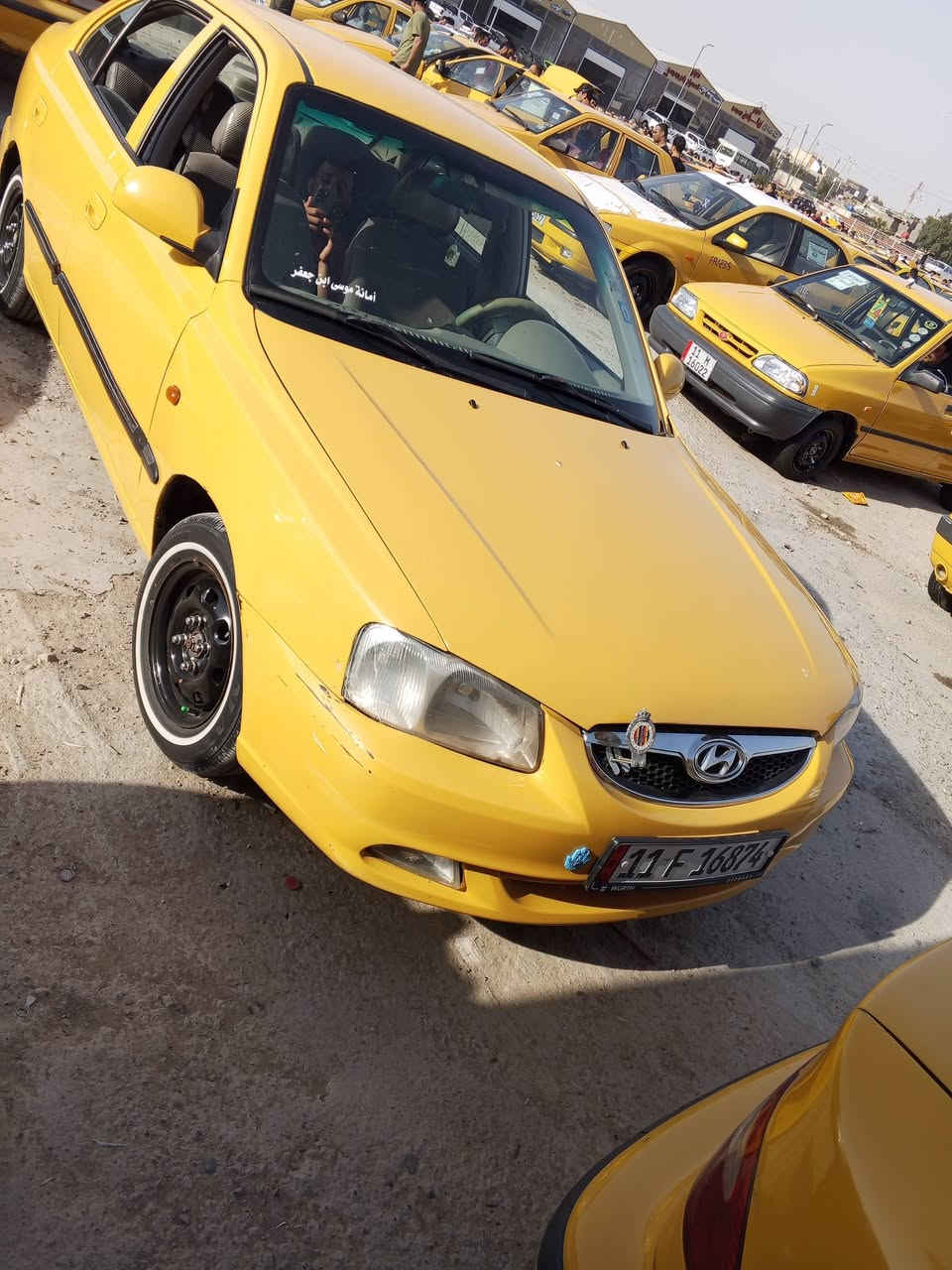 السلام عليكم شباب هونداي فيرنا 2014سيارة معيوده باسمي هيه غرامات كل مصفرة السعر62 وبي مجال بغداد ‏رقم الهاتف بي وتساب ***********
