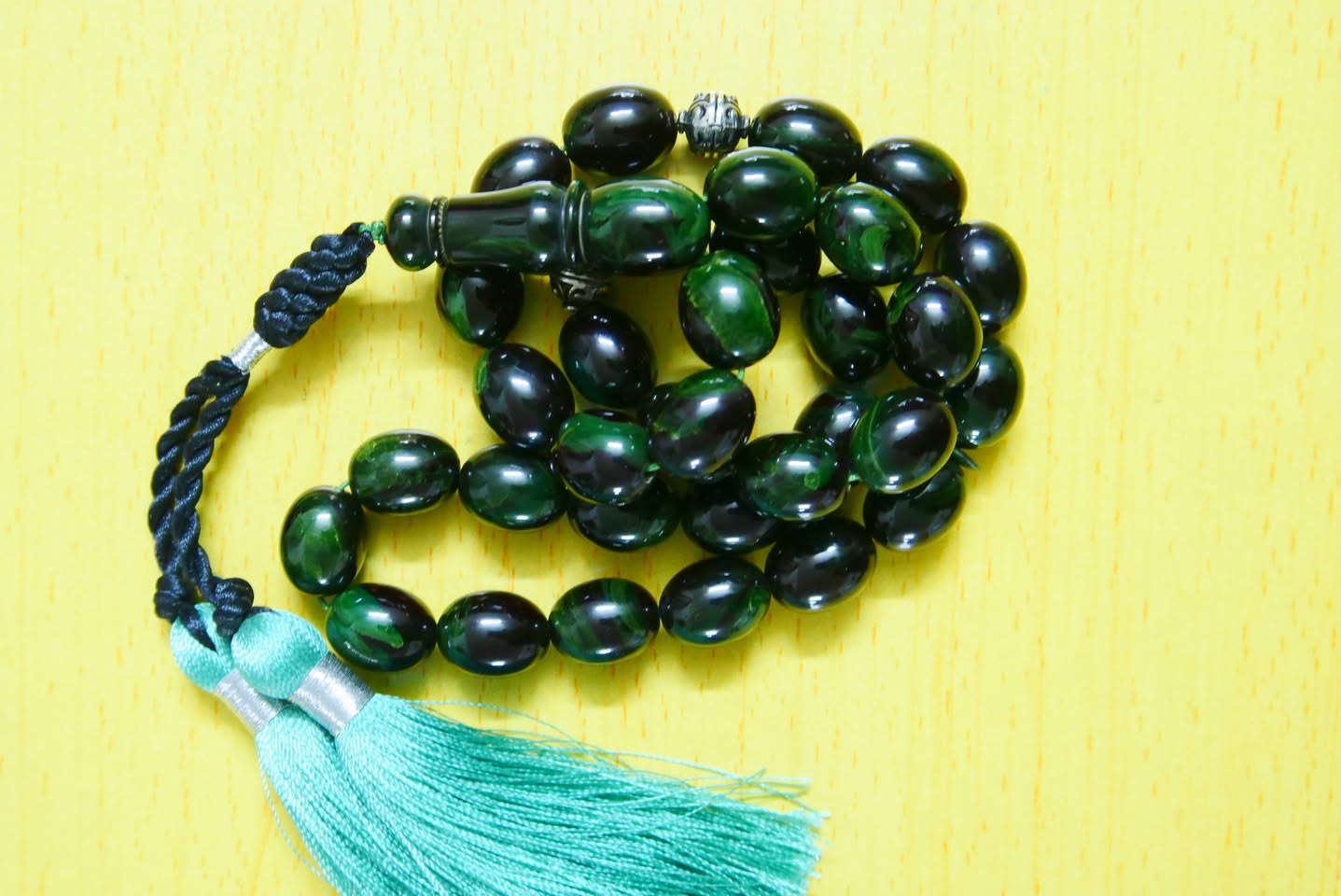 تحية للجميع  @....لاصحاب الذوق والجمال ....

سبح سندلوس من خامات مختلفة ....للطلب يرجى المراسلة علما يوجد توصيل لكافة انحاء العراق


**إذا كنت صاحب هذا الإعلان وتريد حذفه لأي سبب، رجاءا أرسل رسالة إلى الدعم الفني**