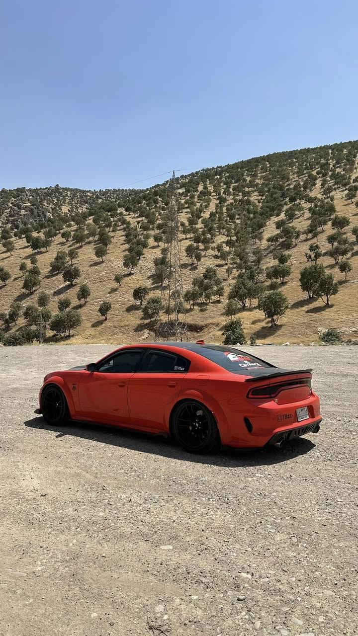 سكات باك وايد بدي ❤️‍🔥من انضف الوايدات ب العراق
ومعروفة كلش هاي السيارة رقم السيارة شبة مميز 77728س🧨
2020 
المواصفات 
رادار امامي 
رادار جانبي 
فتحه سقف 
خزن ميموري
كشانه تدفئه تبريد 
عليها بوابات يم علي وايد ب 250$
وعليها جهاز لهب يم ضرغام s3
سوبر تراك باك 1/1 اعلى مواصفات ب جارجر 
تخم تايرات جديد ادامة كامله للمحرك 
ولف حماوة ريسنك 
بلكات ريسنك جدد 
ماشية 36mi  السيارة مضمومه كلش محافظ عليها 
السيارة شبة كلين فقط خشم البنيد باقي السيارة مكفول من كير محرك كشر ولا شخط بي ولا رصعه ابد 
*********** وبيكم خير وتددلون🤍
