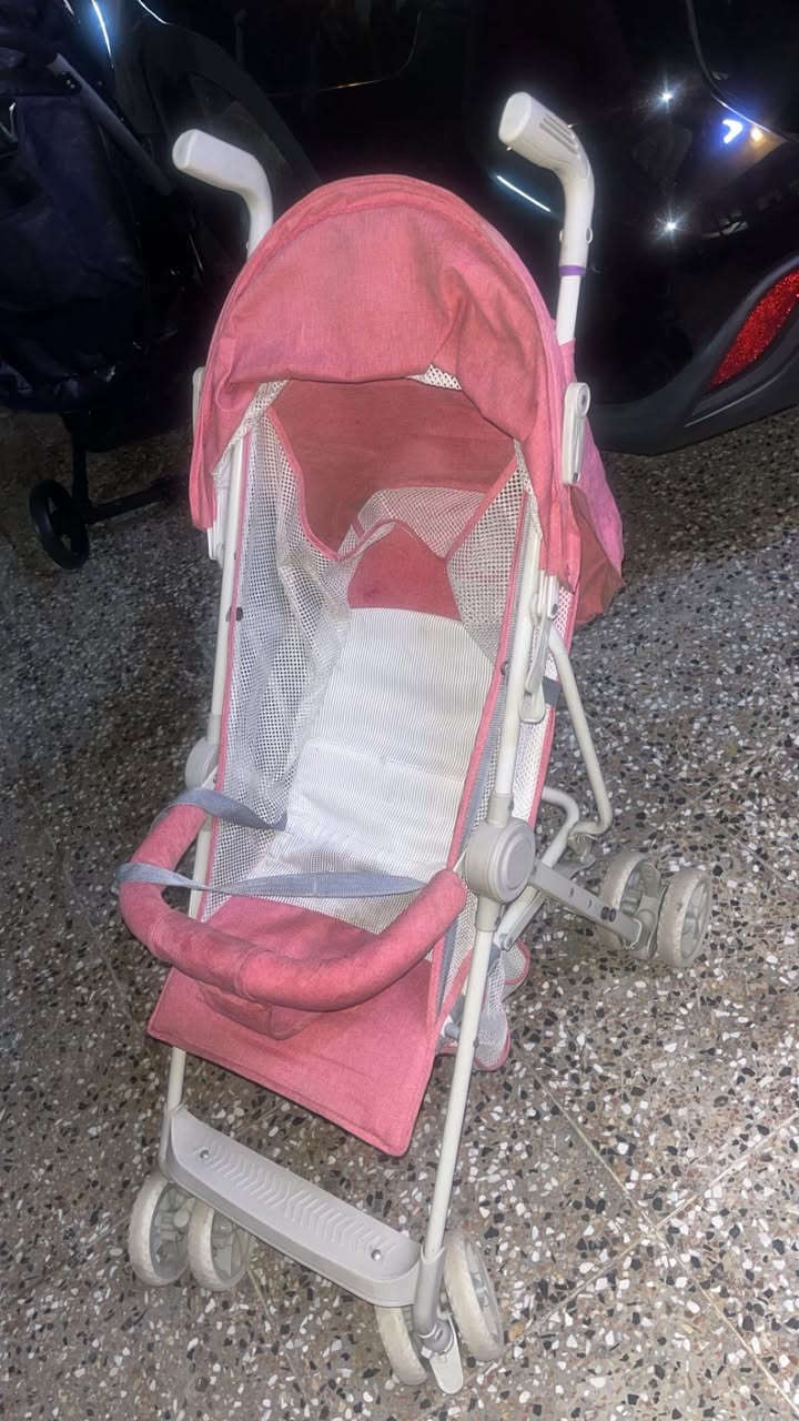 عربانه اطفال ورديه سعرها٣٥ وسوده٥٠ مكان جهاد


**إذا كنت صاحب هذا الإعلان وتريد حذفه لأي سبب، رجاءا أرسل رسالة إلى الدعم الفني**