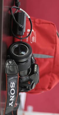 عدسة 18-70 • بطارية • ذاكرة