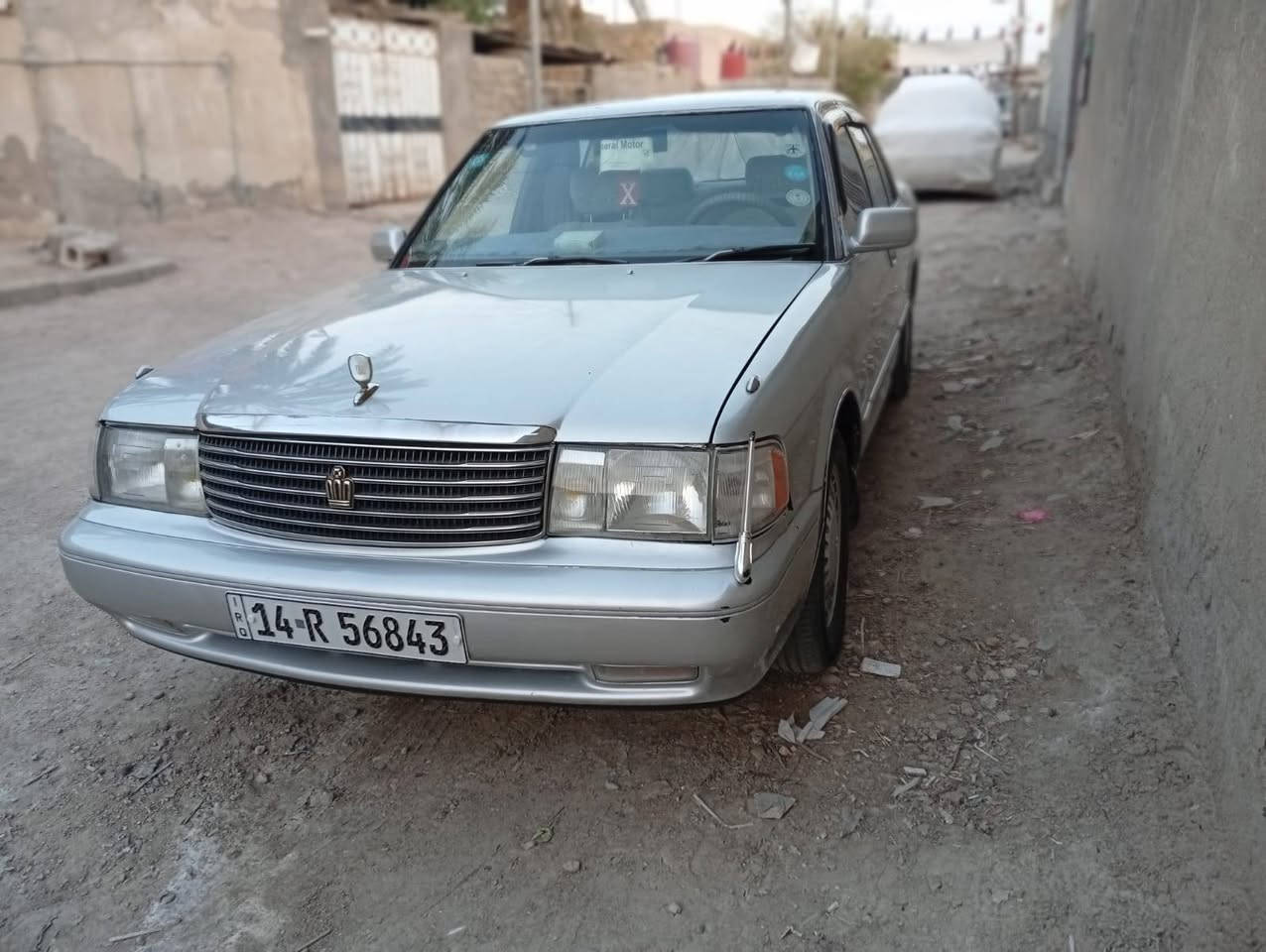 ارنب طويل 95  رقم بصره بسمي كفاله من الحادث والكصه ونقل صبغ  جماليه محرك 2500 ديلكو تبريد ثلج سياره حلو وماناقصها شي حداديه 100/100توني نافضها تخم تاير جديد السعر 75 وبيها مجال وهذا رقمي ***********
