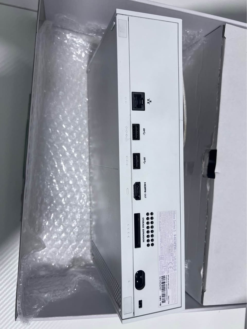 سلام عليكم اكس بوكس سير س مع كارتونه مع جميع ملحقات جوستك سير لاتعطل ولايصير بيها شيى قويه 
مكاني بغداد للبيع سعر 290 قفل قفل لاحد يخابر يعامل قفل سعر *********** بغداد, العراق
