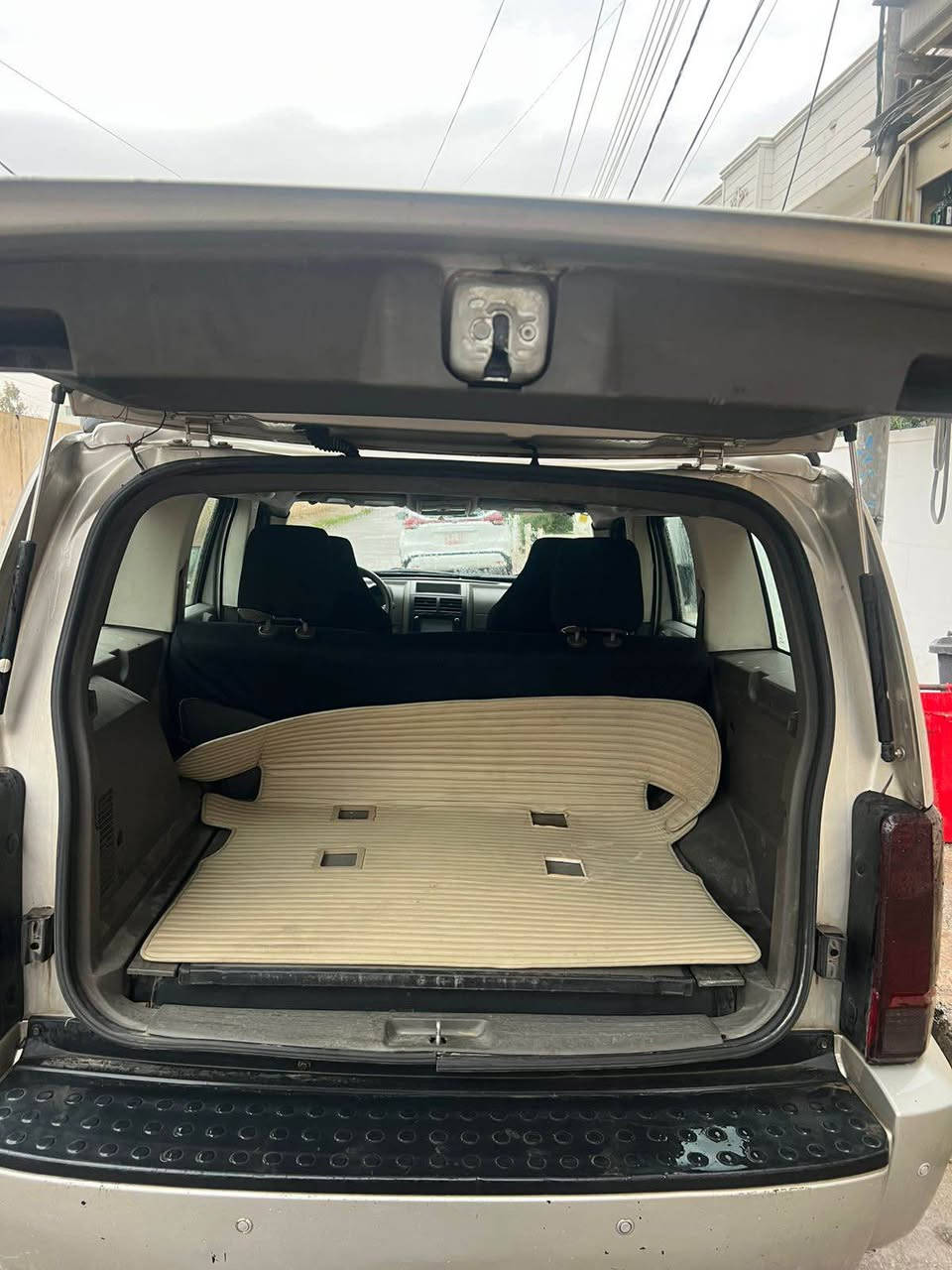 السلام عليكم
السعر فقط 81📍ورقه
للبيع او مراوسه برقم شمالي فقط دوج نيترو موديل 2008 محرك 6 سلندر السياره فول فول مواصفات 1/1 محرك جديد مبدل بلادي شرط ما مفتوح كير محرك تبريد شرط طخم تايرات جدد كهربائيات كلها شرط السياره مكفوله لا صبغ ولا ضربه وماشيه 181 الف كيلو السياره جاهزه دينار مصرف مابيها رقم وسنويه منتهي تحويل وغرامات شرط
السعر 81 ورقه ومجال بسيط مكان السياره اربيل
الشراي يتصل ع الارقام
***********- بي واتساب
***********- بي واتساب
*********** أربيل, العراق
