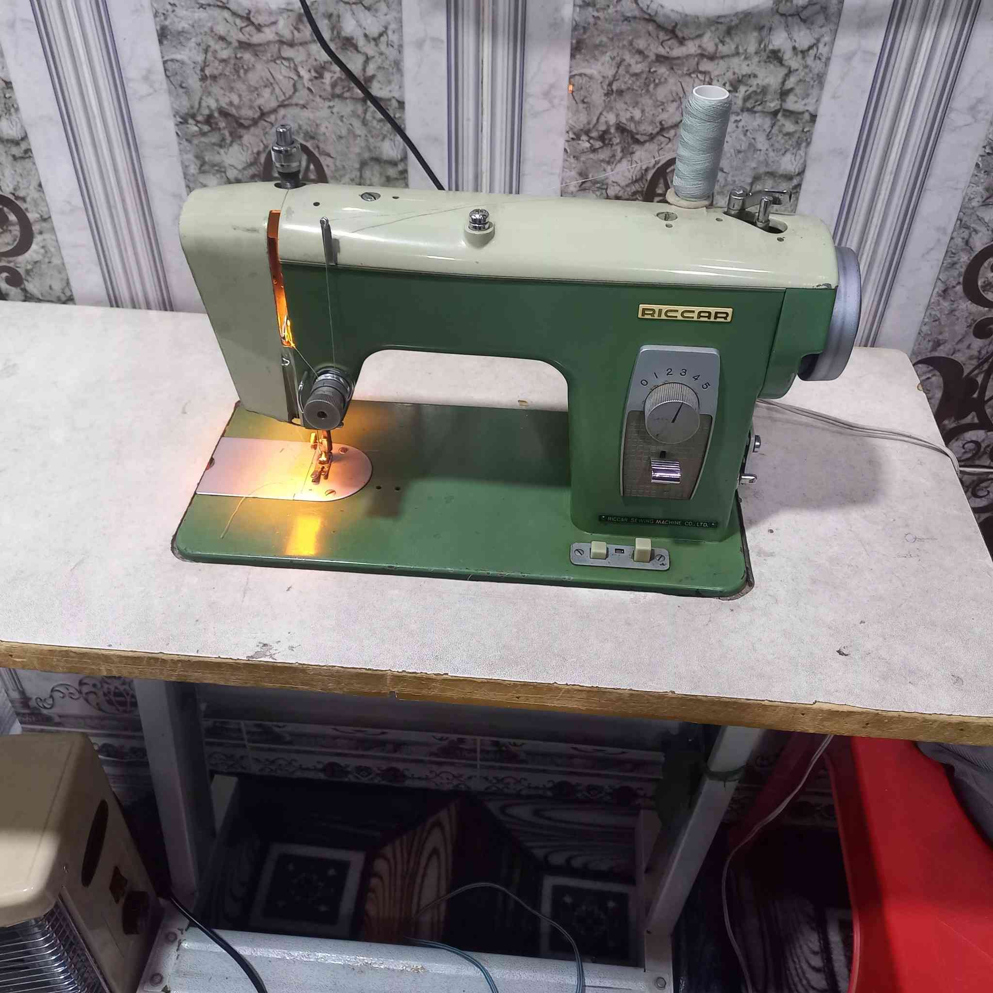 سلام عليكم مكينه البيع سعر 150 رقم الهاتف ***********
