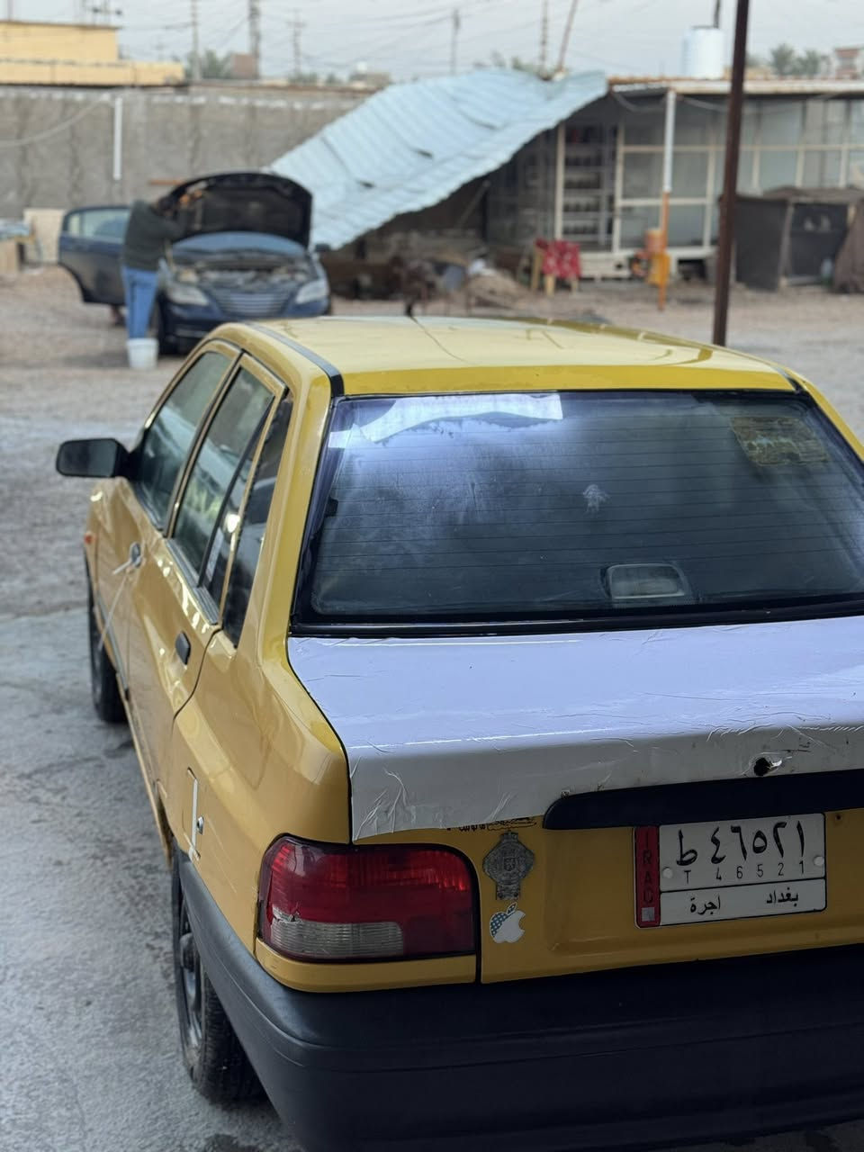 سياره سايبة للبيع موديل 2011السيارة كاملة مكملة رقم بغداد ومصفرة هية أو غرامات
مكينة أو كير مكفولات تبريد أو تدفئة جاهزة تخم تاير السيارة كاملة مكملة 
سعرهة 28 ورقة أو بيهة مجال 
مكاني بابل حله بكرلي 
رقمي ***********
