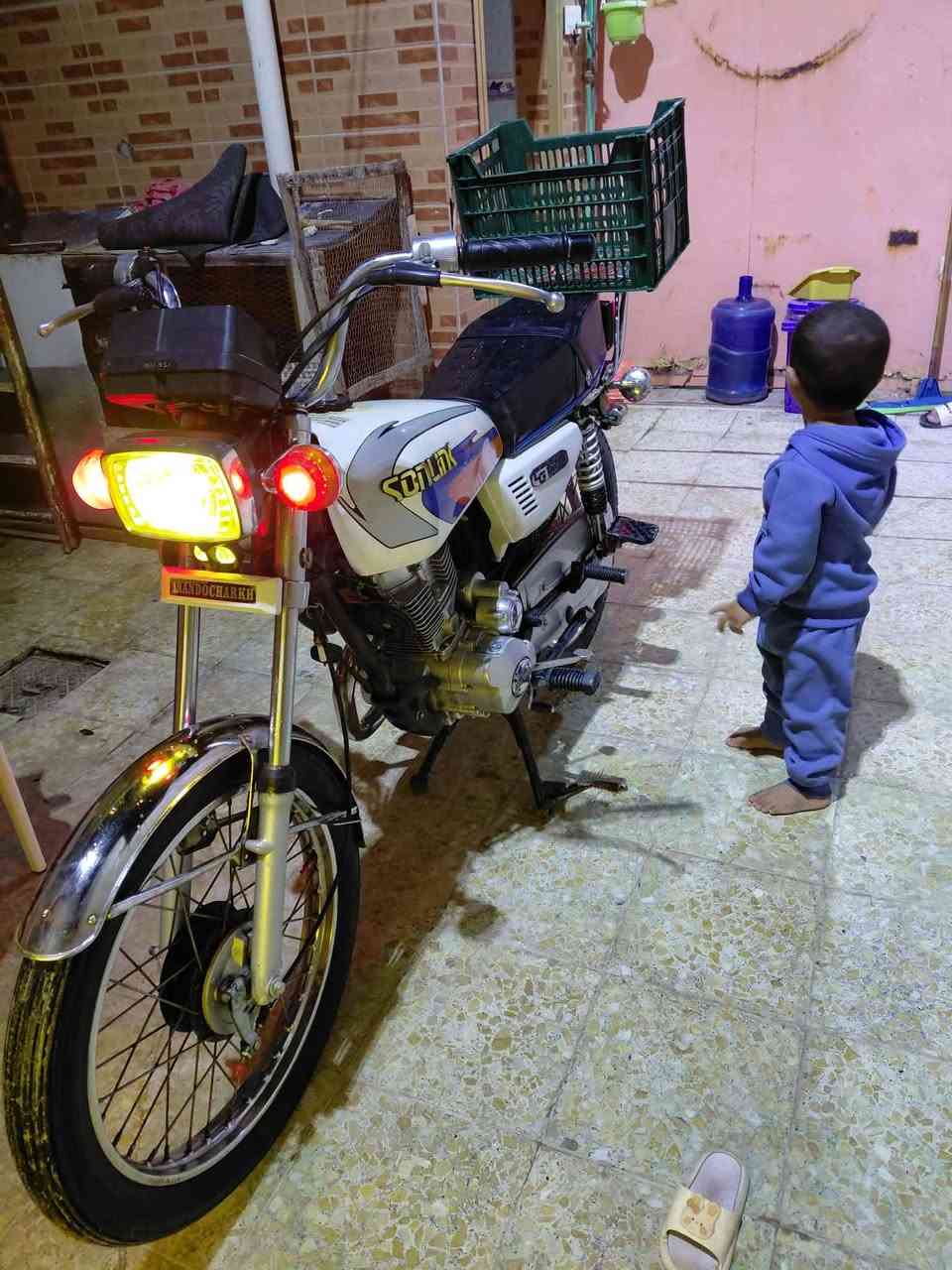 دراجه البيع مكفوله من سرقه 350وبيهه مجال ***********
