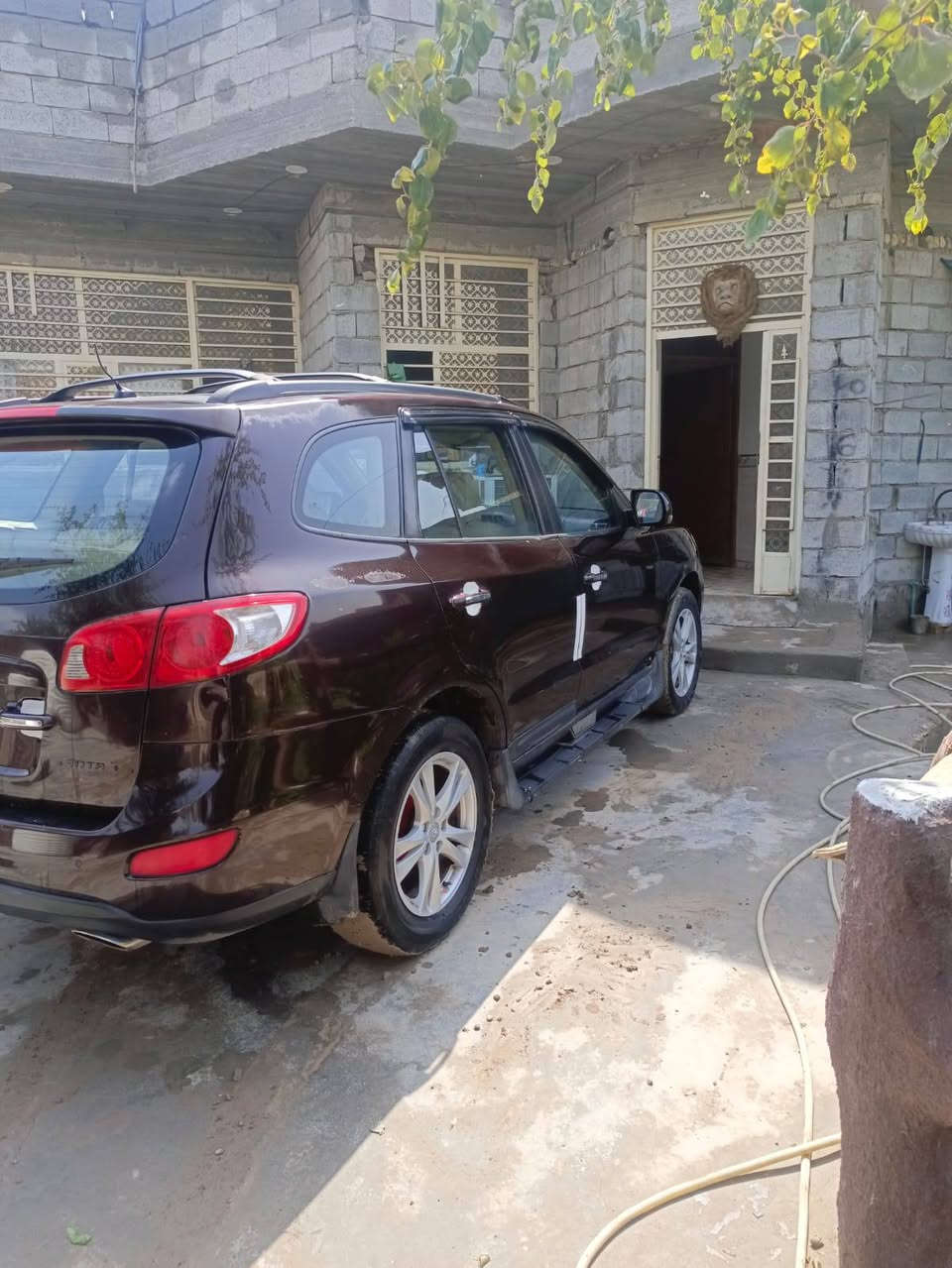 سنتافي 2008 السيارة سبع راكب    3قطع تبريد  وكير ومكينة بحالة جيدة السيارة مفولة مري شفط اشاير بل مري تحكم  جهتين فتح بسقف فول مواصفات  9قطع ايرباك كلهن سليمات  بسمي تحويل ثاني يوم سعر 125 وبيه مجال ***********
