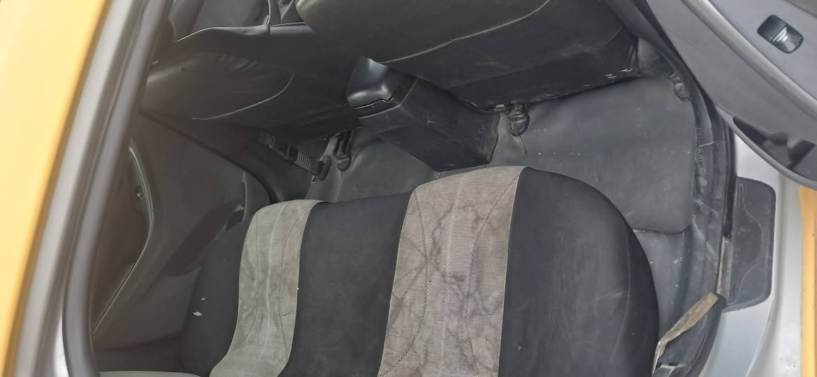 السلام عليكم الانترا موديل 13 وراد امريكي ليبل واحد السياره خيرمن الله
السعر ٩٨ وبيها مجال لشراي مكاني البياع ***********
