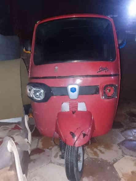 السلام عليكم عندي تكتك ابياجو للبيع موديل18 اوراق أصولي السعر مليون او بيه مجال للتواصل عله الرقم *********** بس كاطعه ناريه
