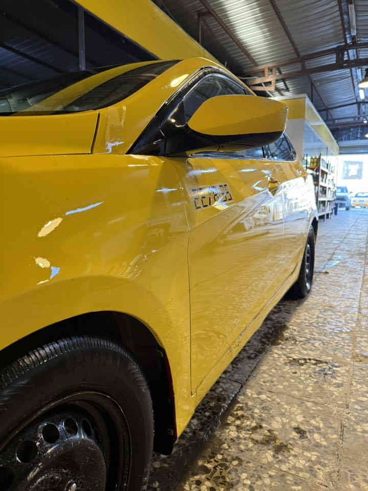 اكسنت موديل ٢٠١٣ 
مكينه ١٦٠٠ جدي اي 
وارد أمريكي 🇺🇸 كلين تايتل كله ليبل واحد مابيه ولا قطعه بس بيه بارد بل باب لي بصف السايق وبعد كلشي مابيه ولا ضربه
سياره مكينه كير تبريد كله كفاله 
بس بيه ملاحضات بسيطه 
سعره ٨٢وبيه مجال 
رقم بيه وتساب ***********
