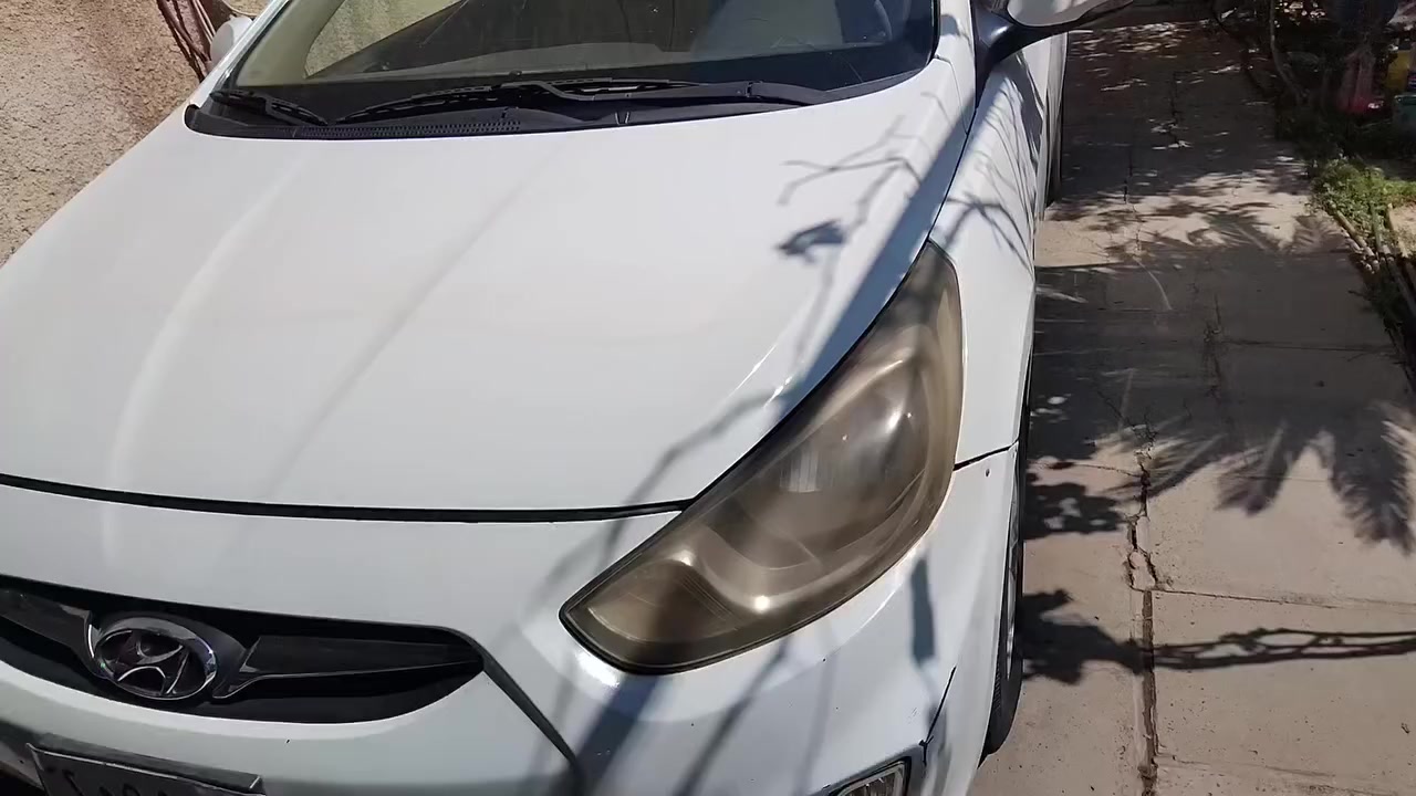 اكسنت ٢٠١١ خليجي رقم اربيل سنوية بعد شهر تنتهي وماشية ٤٠٨ الف محرك ١٦٠٠ وكير AT بيها تبخير وصبغها مكشر وبيها طخة خفيفة بجهة اللايت الامامي الايمن والباقي جاهزة من تبريد وميكانيك وكهربائيات سعرها ٨٢ بي مجال بسيط مكانها المنصور ورقمي *********** وهاي صورها والفديوات للعلم المحرك يمشي كلشي مابي .
