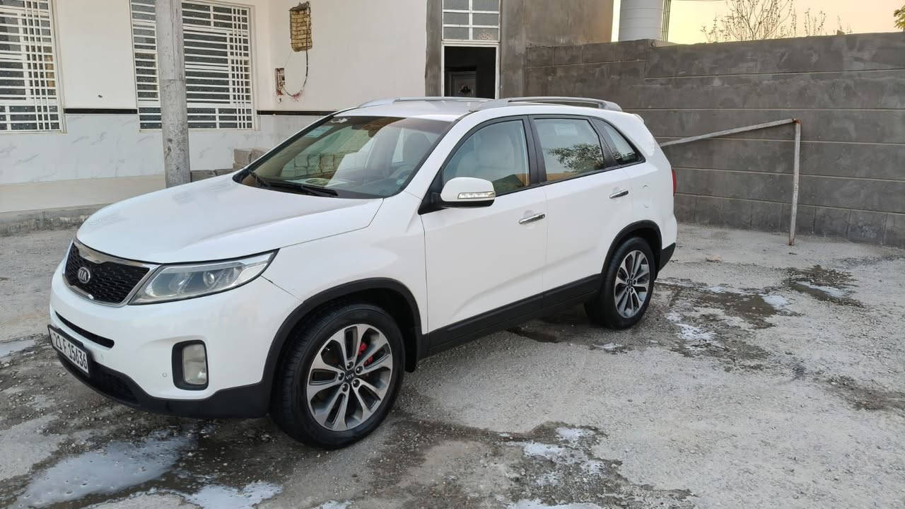 سورنتو موديل 2013 وارد خليجي كفاله عامه من ضربه وصبغ وتبديل فقط بارد كد شبر 7 راكب مكينه وكير 6 سلندر توني شاده حداديه جديده تبريد 3 قطع رقم شمالي سنويه ل 31 وهزه جدده السعر 180 وبيه مجال ***********
***********
