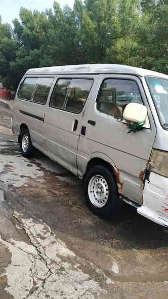 سلام عليكم من رخصه لادمن سياره فتون موديل 10 رقم بغداد كير ومكينه واكسل خير من الله السياره ابيع موصلي ب 29 ورقه وبيها مجال ماكني بغداد للاستفسار  رقم صاحب السياره ***********
