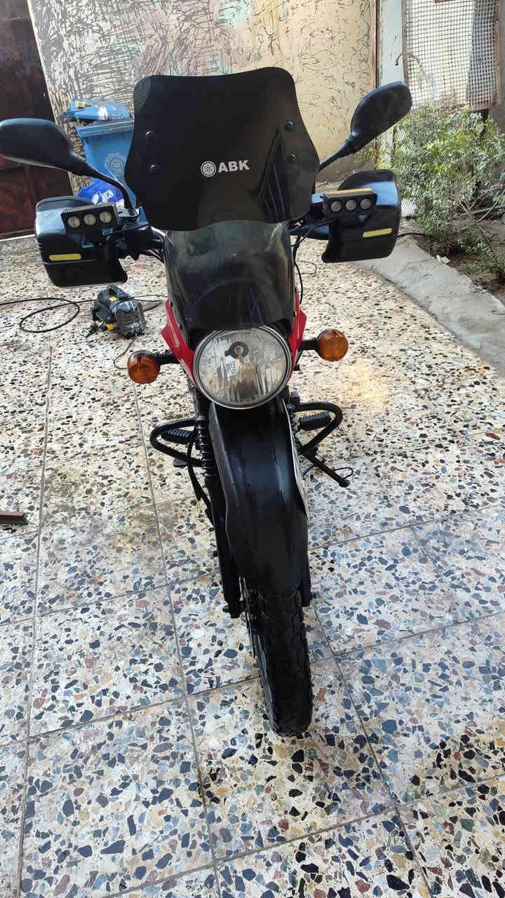 السلام عليكم دراجة البيع 23شهر11السعر20500وبيهة مجال بصيط مكاني مدين الصدر كسرة وعطش ***********
