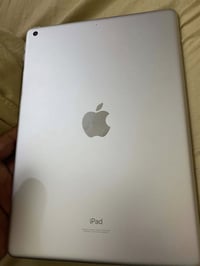 ايباد 9 • ٦٤ • نضيف