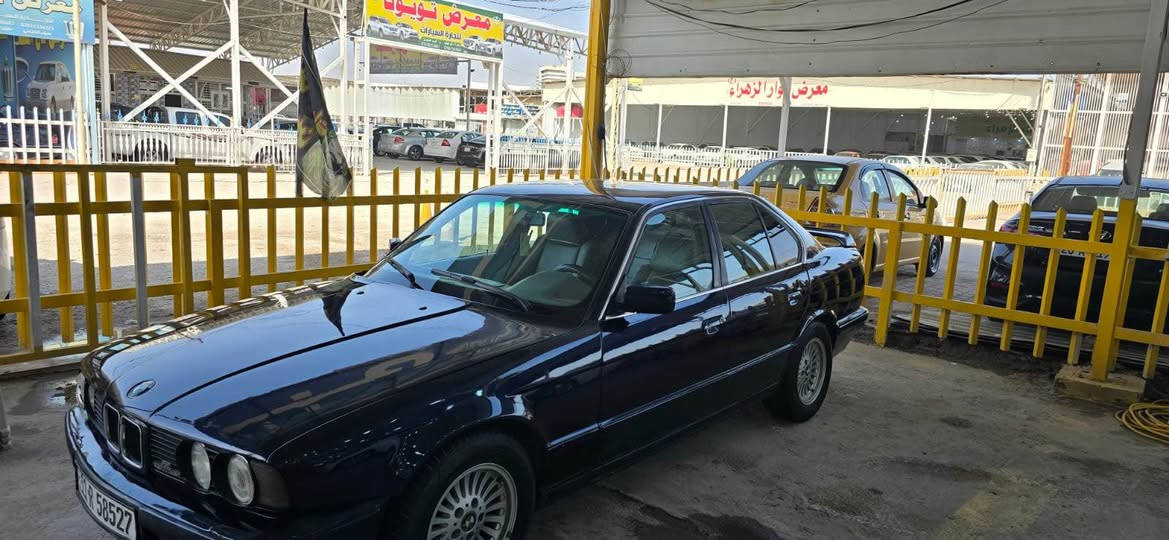 سلام عليكم بي أم 525 محرك فانوس مسكر كير اوتماتيك سياره جاهزه كفاله من لضربه والرسميات صبغ جماليه اثر جرد تخم تاير جديد تبريد رقم بغداد نكليزي تحويل ثاني يوم للستفسار ‭0773 564 6653‬ مكلف بل نشر البصرة, العراق
