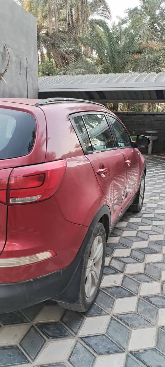 سبورتج موديل ٢٠١٢ محرك ٢٤٠٠ فورويل رقم نجف دولي بأسمي تحويل ثاني يوم مكاني كربلاء الحسينية السيارة بدون حادث بيها جراد وبيها كم قطع صبغ السعر ١٢٥ ورقم موبايل ***********
