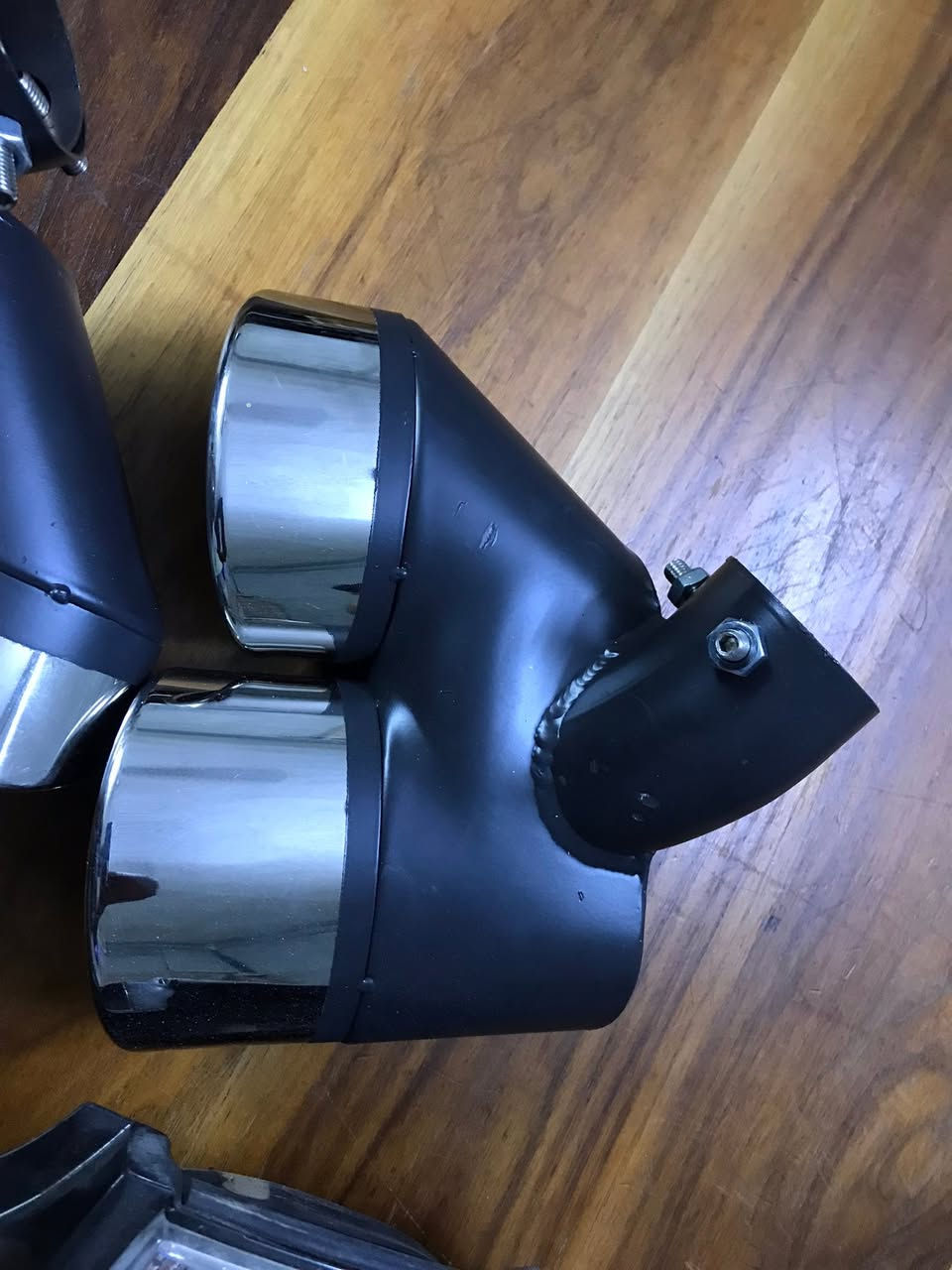 السلام عليكم
زوج كفرات صالنصات حديد جدد للبيع
السعر 50 الف قفل
مكاني الغزالية او الشيخ عمر
***********
