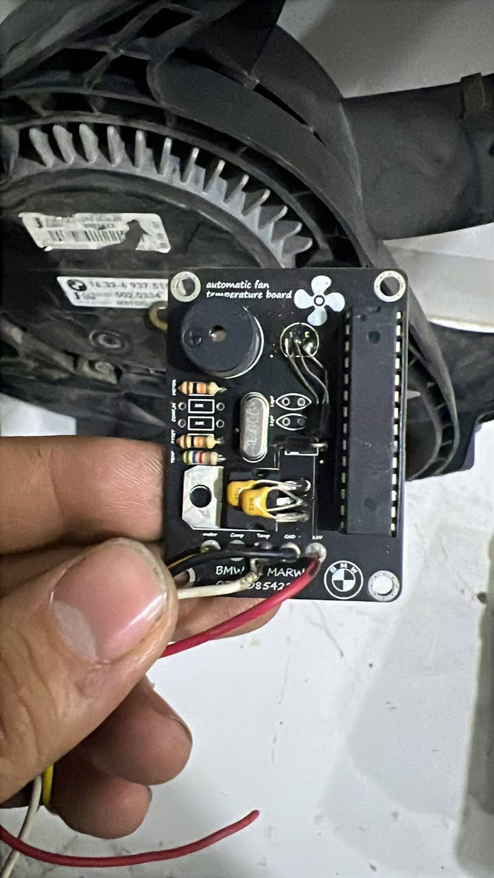 السلام عليكم
متوفر مروحة f10 مع كرت مبرمج كامل وضفيره 
السعر100 الف 
متوفر توصيل محافضات


**إذا كنت صاحب هذا الإعلان وتريد حذفه لأي سبب، رجاءا أرسل رسالة إلى الدعم الفني**