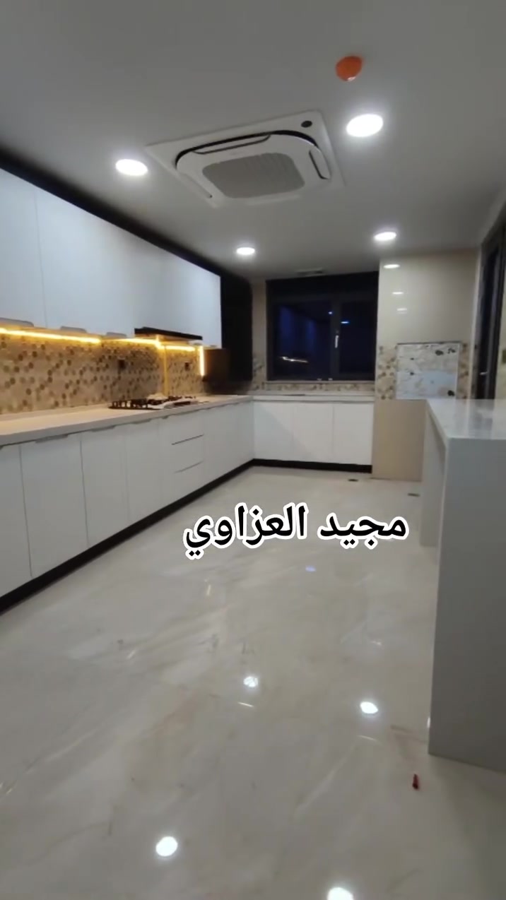 السلام عليكم
كادر مع عدة  كامله مع سيارة 

تفصال تجميع تثبيت 

مطابخ غرف درسنك  ديكورات 

 التثبيت  قطعي او يوميه 

الفصال مع التجميع ع المتر او يوميه 

***********
