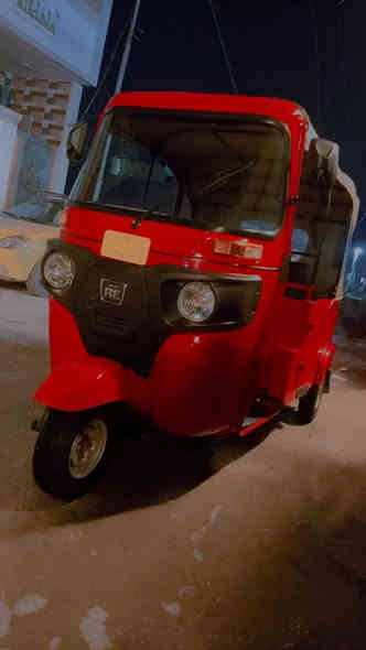 السلام عليكم تكتك للبيع موديل 23بشهر 11بيهه ضربه بلكنر ومرجعه بارد وبيهه شخطوط ورصعات محرك مكفول بيهه نواقص بصيطه لتفيده خلي يتصل عليه او يراسلني واتساب ***********
