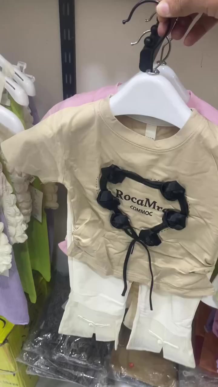 ميزّي اميرتكـِ معنا😍💃🏻
سوت بناتي نزاكة وجمال
القياس من عمر 1-5 سنة
      السعر 13 الف

العنوان 📍 الصويرة شارع سيد نور مجاور مرقد سيد نور

متوفر خدمة توصيل

تـابـعـنـا لـيـصـلـُكـ كُـلـ جـديـد
 @الجميع


**إذا كنت صاحب هذا الإعلان وتريد حذفه لأي سبب، رجاءا أرسل رسالة إلى الدعم الفني**