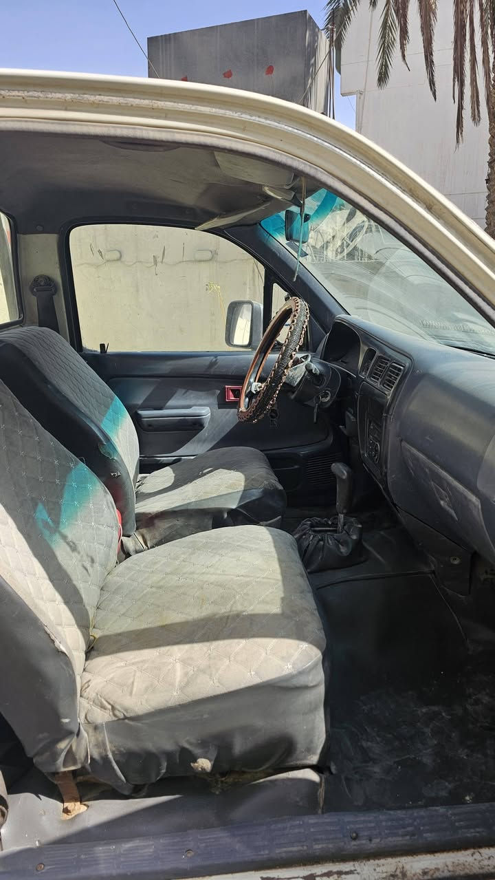 السلام عليكم
تيوتا بيك اب جمرة موديل ١٩٩٨ للبيع 
رقم بغداد الأجنبي الجديد وسنوية هزة جديدة 
صبغ بلادي عدا الباب الخلفي 
مكينة وكير اوتوماتيك بلادي 
بور ستيرن 
السياره نظيفة وبيها بعض نواقص 
غلاف بدي وكهربائيات ودوشمة وتخم تاير كله جديد 
السعر ٦٠ $ مكاني بغداد 
الاتصال على الرقم ***********
