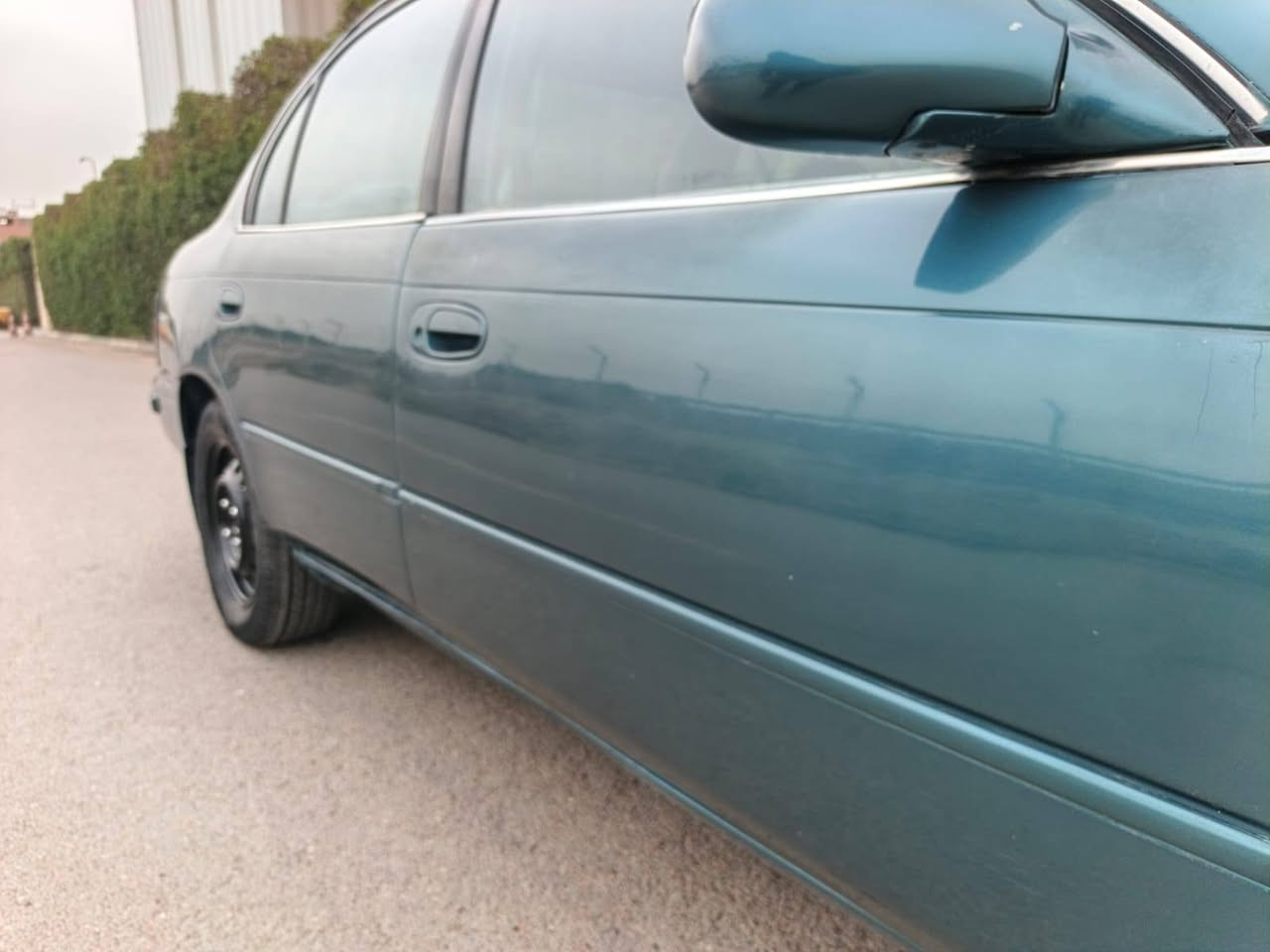 السلام عليكم من رخصة الادمن كورلا موديل 94 رقم بغداد اللون زيتوني كير دنفش اوتوماتيك ومحرك حجم 1800 مكفولات تبريد ثلج تخم تاير باسمي مشروع وطني مكان السيارة بغداد السعر 46 ورقة للاتصال *********** غير متواجد عالفيس
