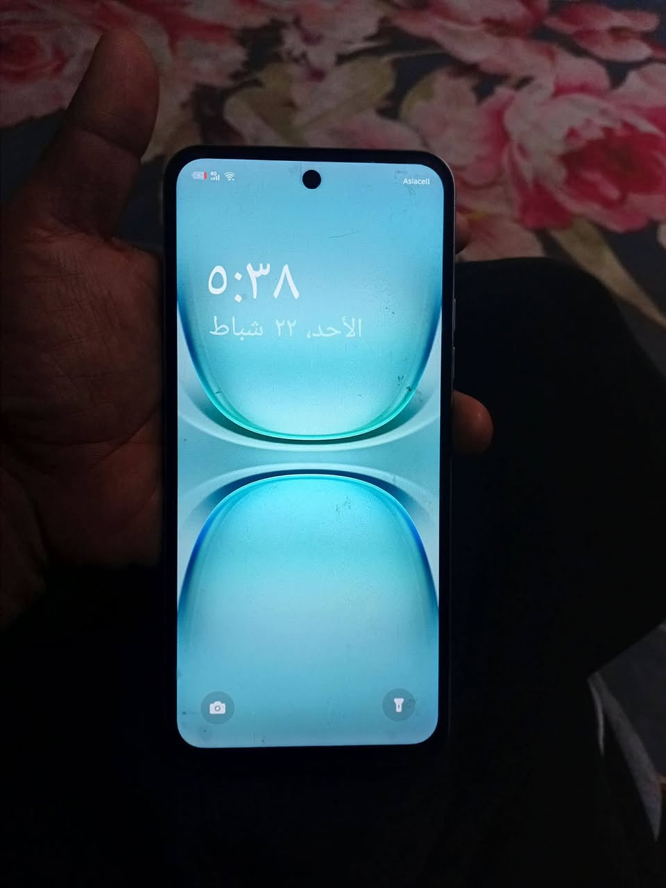 عندي تليفون للبيع سعر خاص *********** بغداد
