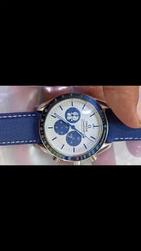 سنوبي • سويسري نادر • مزاد