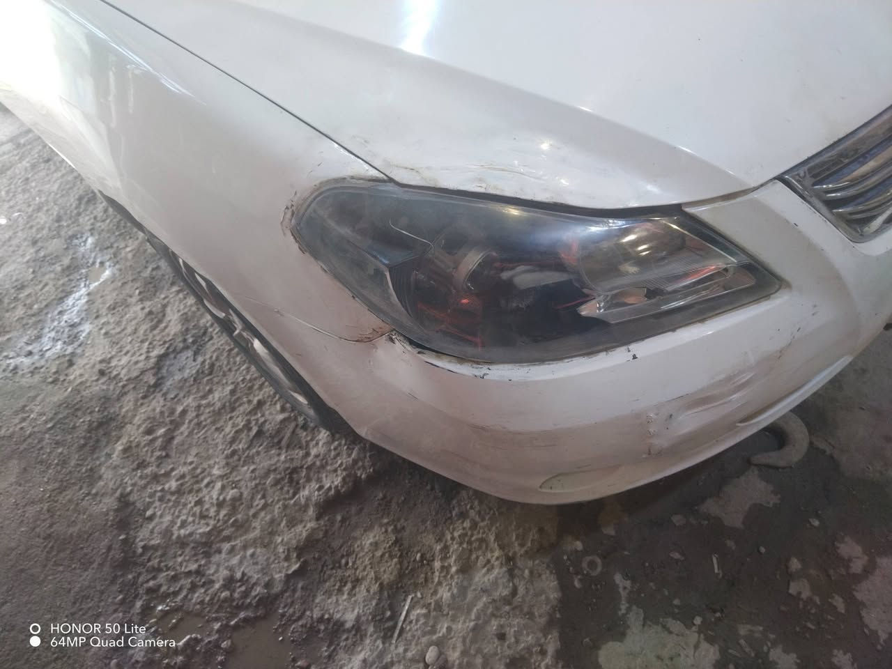 للبيع BYD موديل G3- 2016 - فول مواصفات ++ بي واي دي هوه
المواصفات:

. بصمه 

• فتحة سقف

• تحكم ستيرن

• كامرة خلفية

• شاشة

• تبريد شغال

السعر 53 وبيها مجال

بسمي السياره وجاهزه  الاتصال +واتساب ***********
