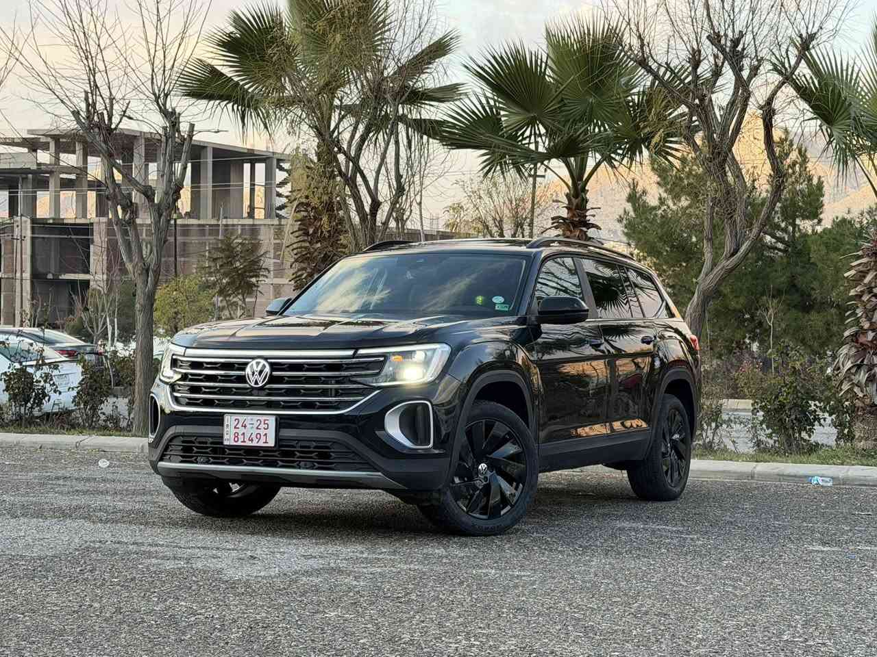 #سعر_مناسب_جدا
Volkswagen Atlas sel 2025
حجم المحرك 4 سلندر
عداد4  mile  
فول موصفات للاخير
٧ راكب 
داتاشو
وارد امريكي 
جملوغ و  باب مصبوغ 
بدون دواخل
المواصفات  :
4mation دبل اکسل
بصمة تشغيل
بصمة أبواب
تشغيل عن بعد (Remote Start)
صندوق شفط كهربائي
فتحة سقف بانوراما 
رادار أمامي (تحديد مسار)
رادار جانبي (نقاط عمياء)
رادار خلفي (تحذير من الاصطدام)
سستم سماعات FENDER
تحكم وضعيات القيادة Drive Modes 
تبريد مركزي لمس
كشنات جلد+تدفئة تبريد مشاج
هاند بريك بصمة
Android Auto 
Apple Car Play 
مانع انزلاق+ABS
شاشة كبيرة لمس
حساسات خلفية+ كاميرا 
تحكمات استيرن
اوتو ستارت Auto start 
اوتو ستوب Auto Stop 
وبقية المواصفات المعروفة
للسعر ٣١٥$ورقة
العنوان دهرك
كاتي بدون اوقام تترقم شمالي فقط
للاتصال استفسار واتس اب
***********
***********
***********
