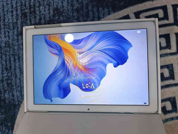 السلام عليكم عندي هونر باد  8 لايت ذاكره 32 نظيف غراضه كاملة شاحنه ممفتوحة رايده ب85 الف للتواصل واتس اب 
***********
