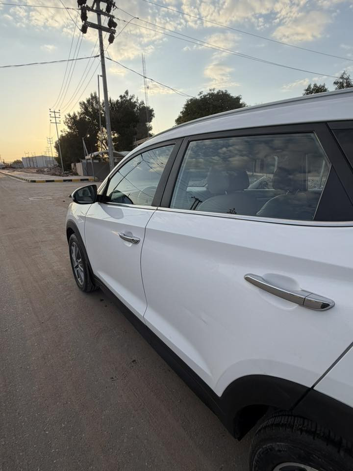 توسان 2018 خليج مكفولة اربيل رقم الماني تبريد شغال سيارة حلوة جاهزةالسيارة نظيف مكاني النجف السعر قفل 175 بيع مستعجل الاستفسار فقط اتصال ***********
