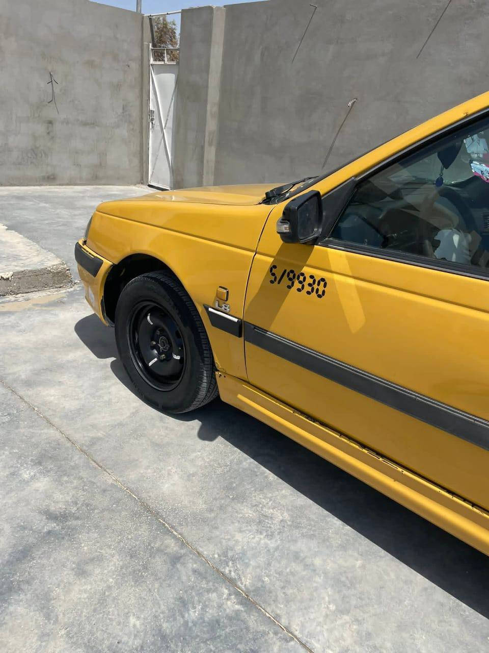 السلام عليكم
بيجو بارص موديل 15
بيها ظربه بل خشم
 صدر جديد فقط بيه مشط ستير
محرك محور بساتم ياباني
السياره كلش نضيفه
تبريد خير من الله
تخم تاير نضيف
السعر 41 ورقة وبيها مجال بسيط
عنواني بغداد 
‏‪***********‬‏
