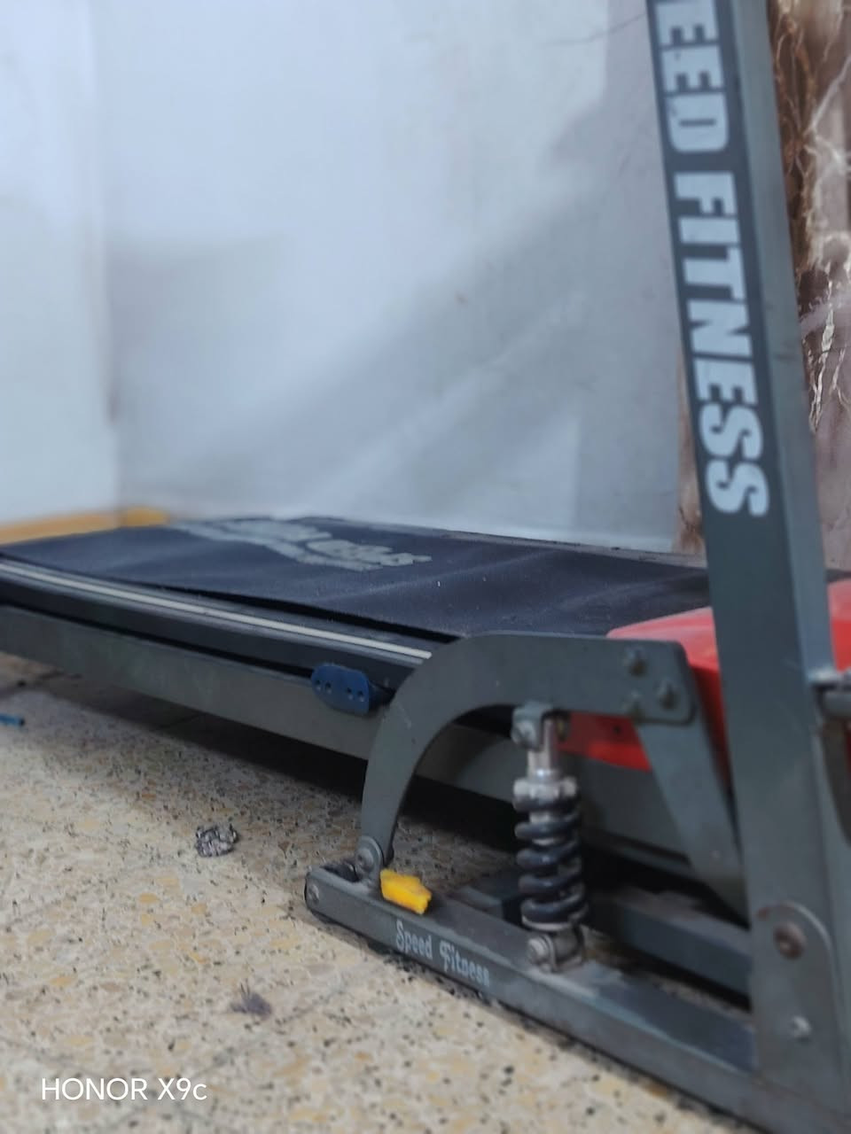 سلام عليكم حياكم الله مشايه جبليه لبيع خلل بسيط سعر خاص نتصال علا هاثا رقم 
***********
