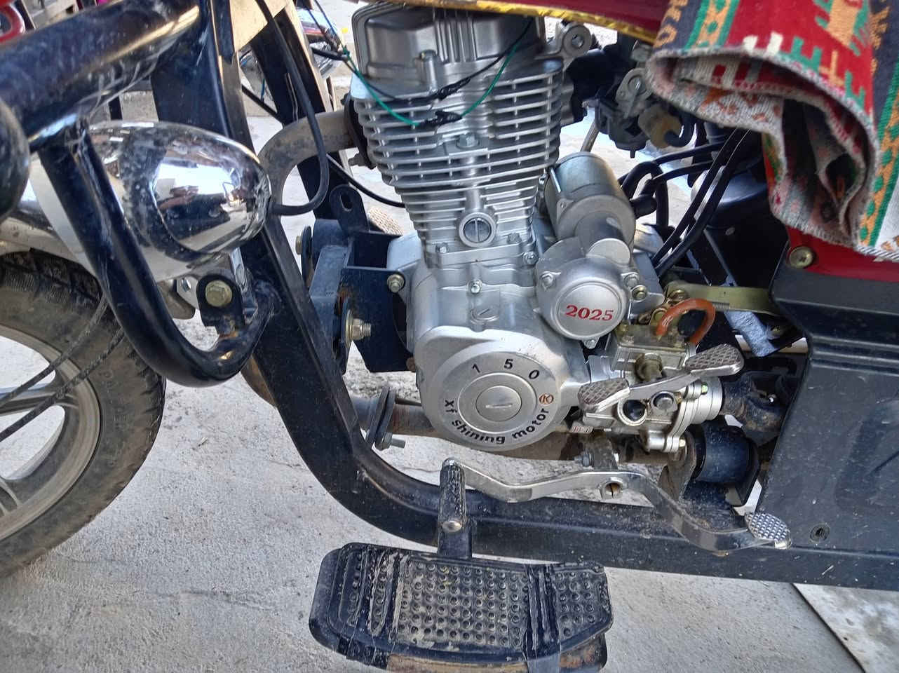 سلام عليكم ورحمة الله وبركاته شباب ستوتين للبيع وحده الفين ٢١ وثانيه ٢٥ اسعر عل رقم ***********
