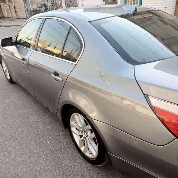على بركة الله والصلاة على محمد وال محمد bmw e60 520iوارد يابان جديدة بمعنى الكلمة تسجيل جديد قرار 48تحويل ثاني يوم.سيارة كاملة مكملة السعر المطلوب 135.رقم الهاتف *********** /***********
