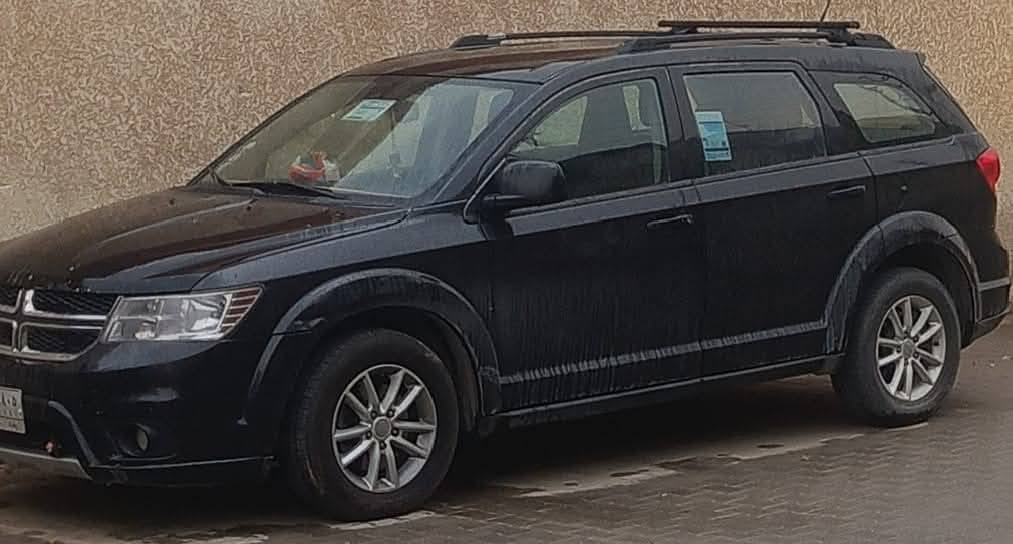 سلام عليكم دوج جورني 2013
رقم بغداد الماني
6 محرك 3600
سياره بصمه
السياره لون اسود
5 راكب
قطعه واحده تبريد
الحادث  بلصور
اليريد يراسلني على الخاص السعر 85 اوبيه مجال
ويخابرني ***********
